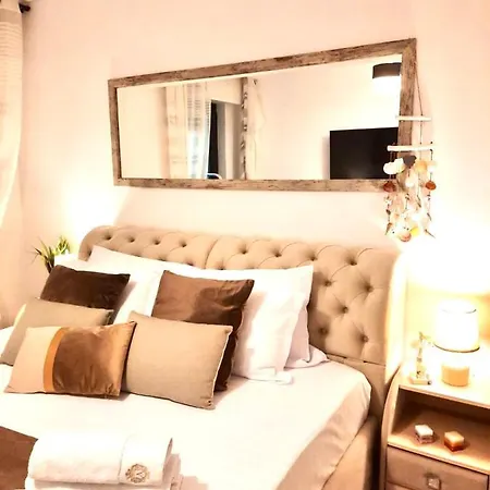 Antos Apartment Navodari